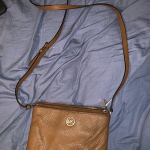 Micheal Kors crossbody